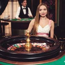 Lightning Baccarat live dealer at garudajitu login HD studio table
